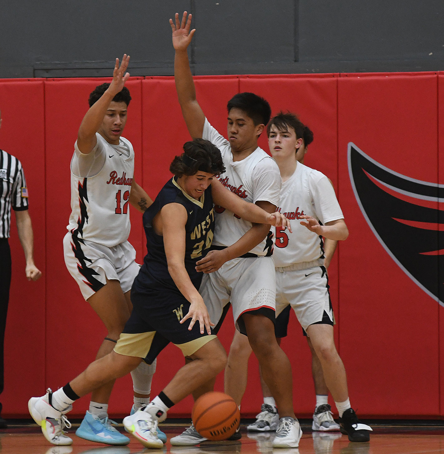 Bulldogs vs RedHawks Boys27
